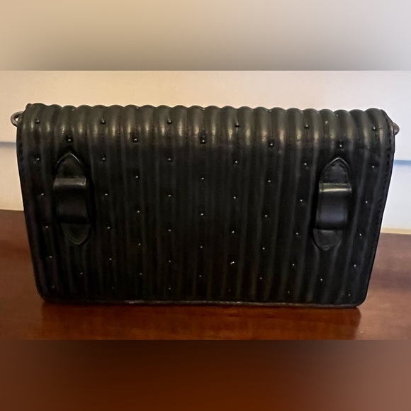 Sold - Picture 4 of 8